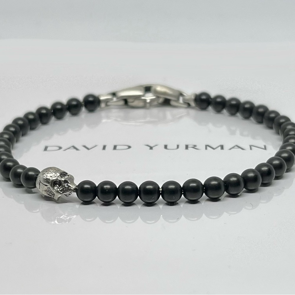David Yurman spiritual beads bracelet with black ónix and skull  accent